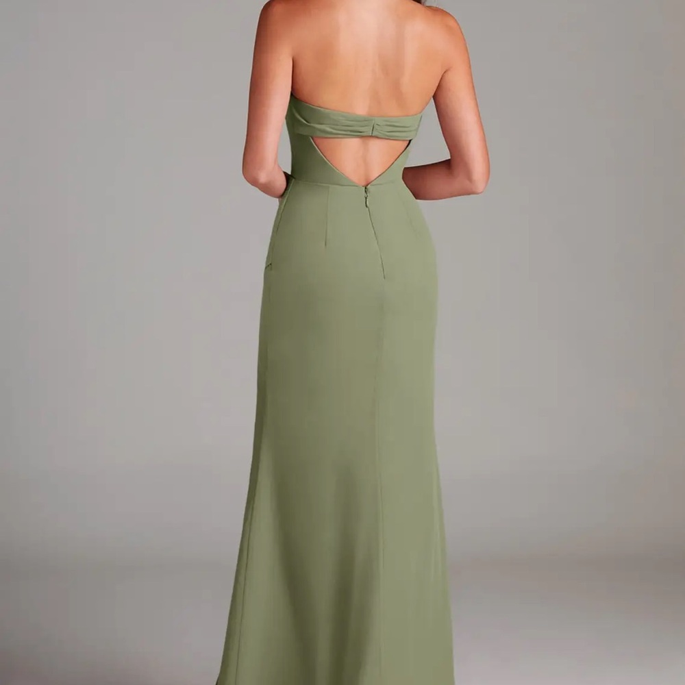 Azazie Leonis Pistachio Green Gown - Picture 4 of 9